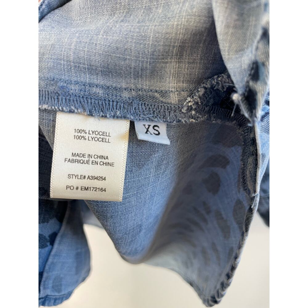 Side Stitch Button-Down Shirt Animal Print Painted‎ Polka Dot Blue Women's XS - Picture 7 of 11